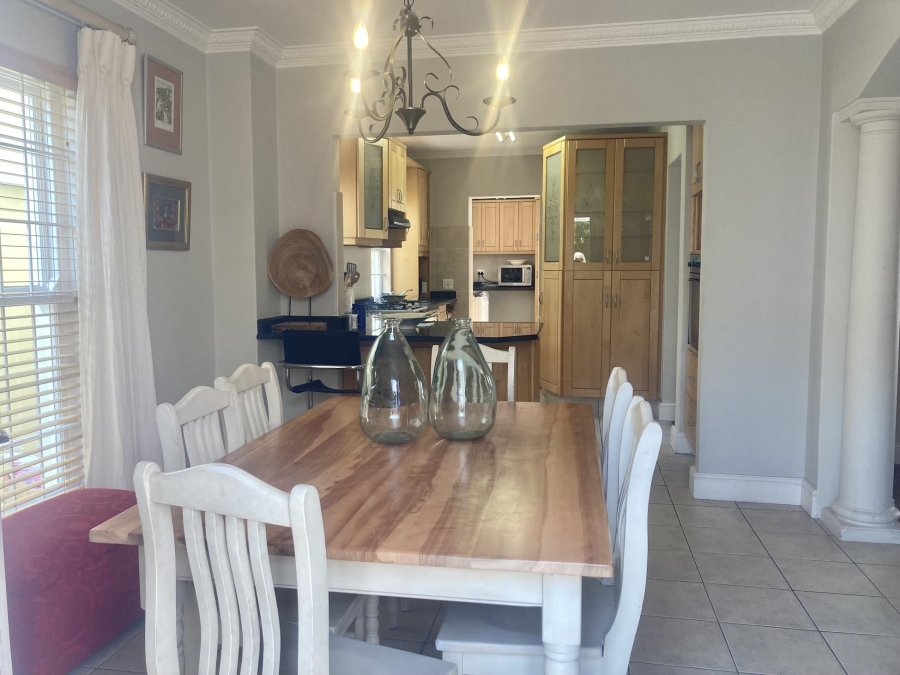 To Let 3 Bedroom Property for Rent in Kenilworth Upper Western Cape